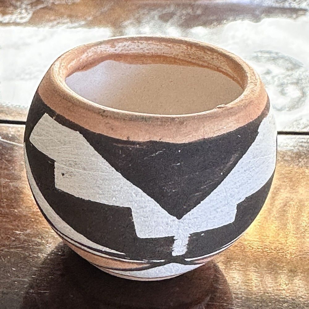 VTG Acoma Pueblo New Mexico Mini 1.5 Inch Pottery‎ Bowl Wedding Native American